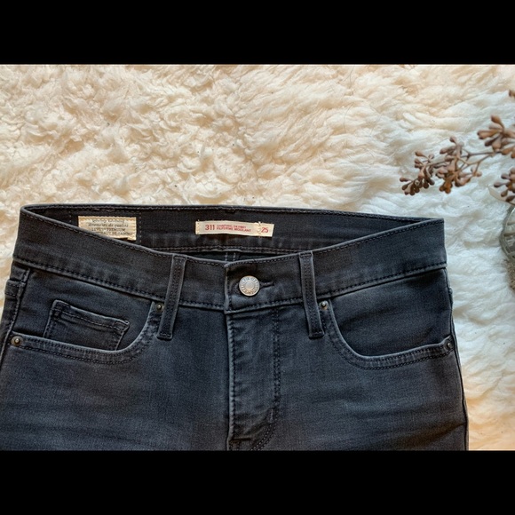 Levi’s Shaping Skinny 311 Jeans Size 25 - Picture 3 of 4